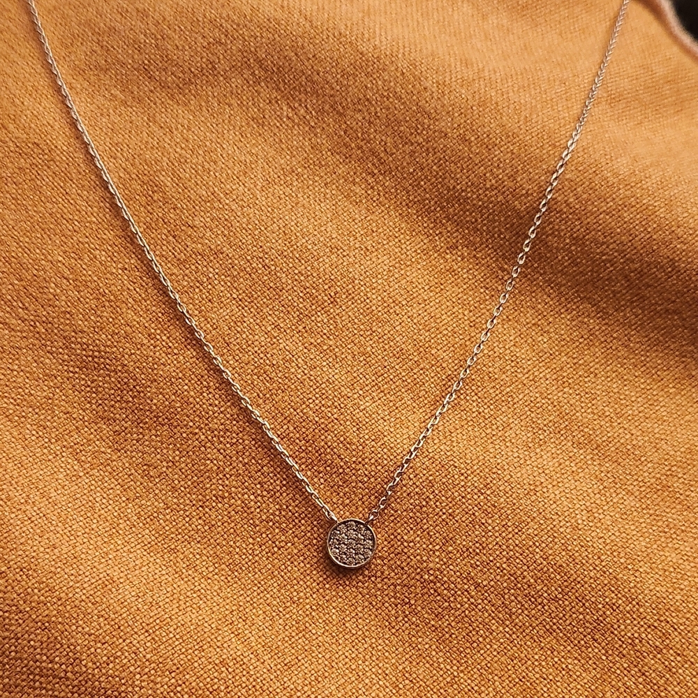Henri Bendel Necklace **